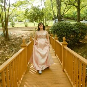 sherri hill pink prom dress